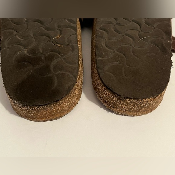 BIRKENSTOCK Yao Leather Double-buckle Sandals - Picture 14 of 16